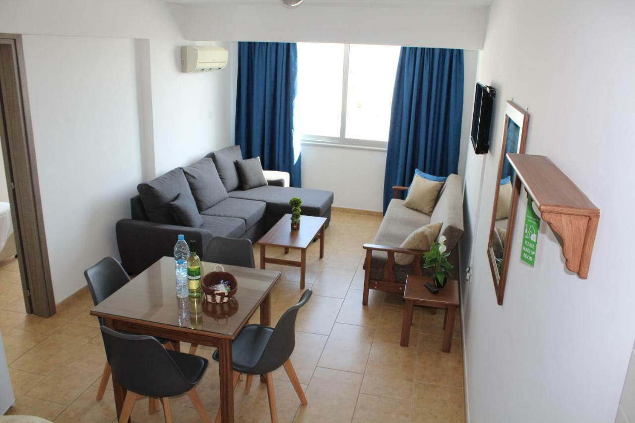 Maria Zintili Apartments Ayia Napa Esterno foto